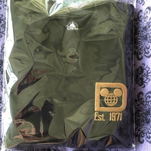 Walt Disney World Spirit Jersey for Adults – Belle Bronze - Picture 9 of 11